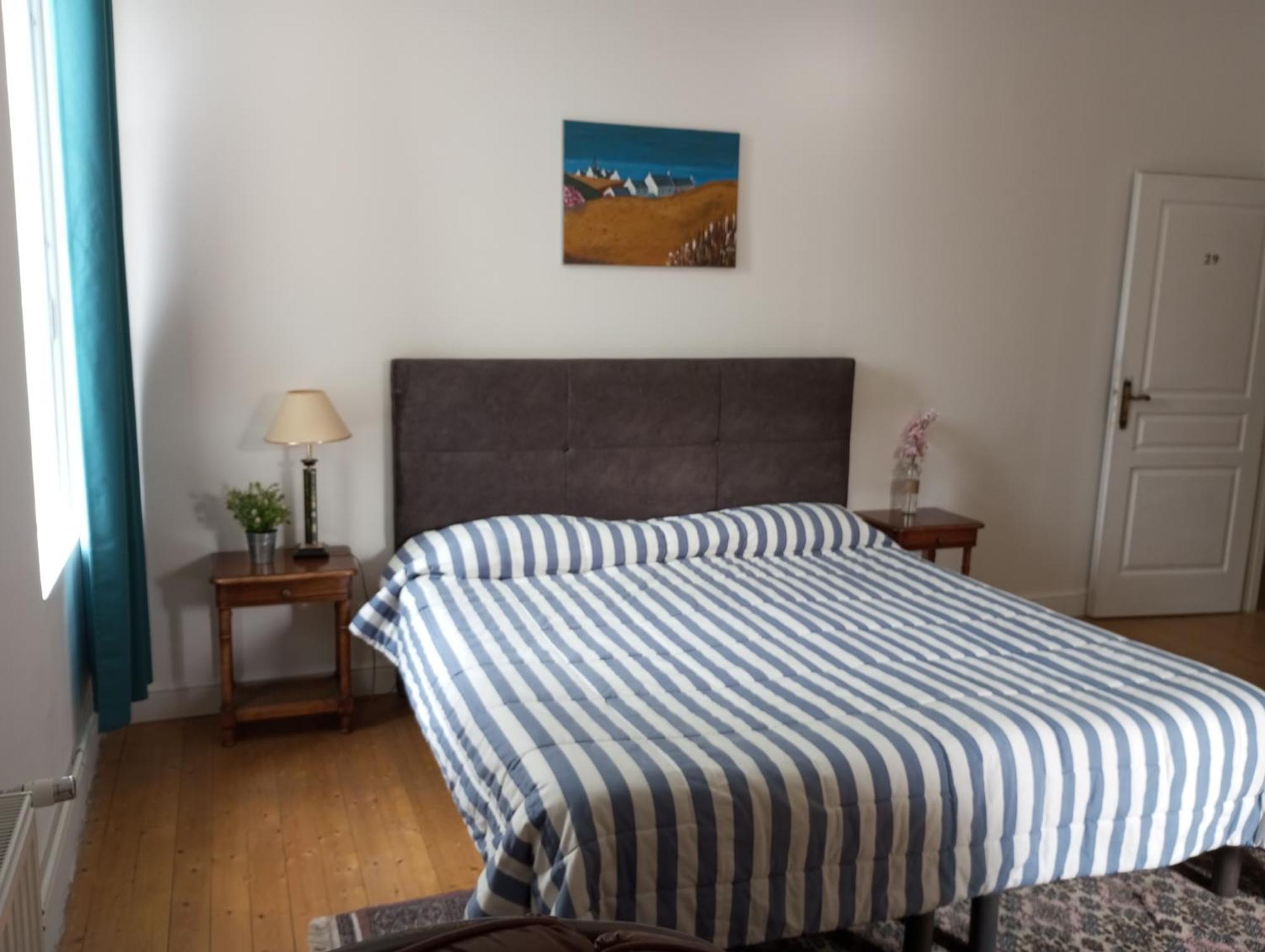Les Ormes De Belluire Bed and Breakfast Buitenkant foto